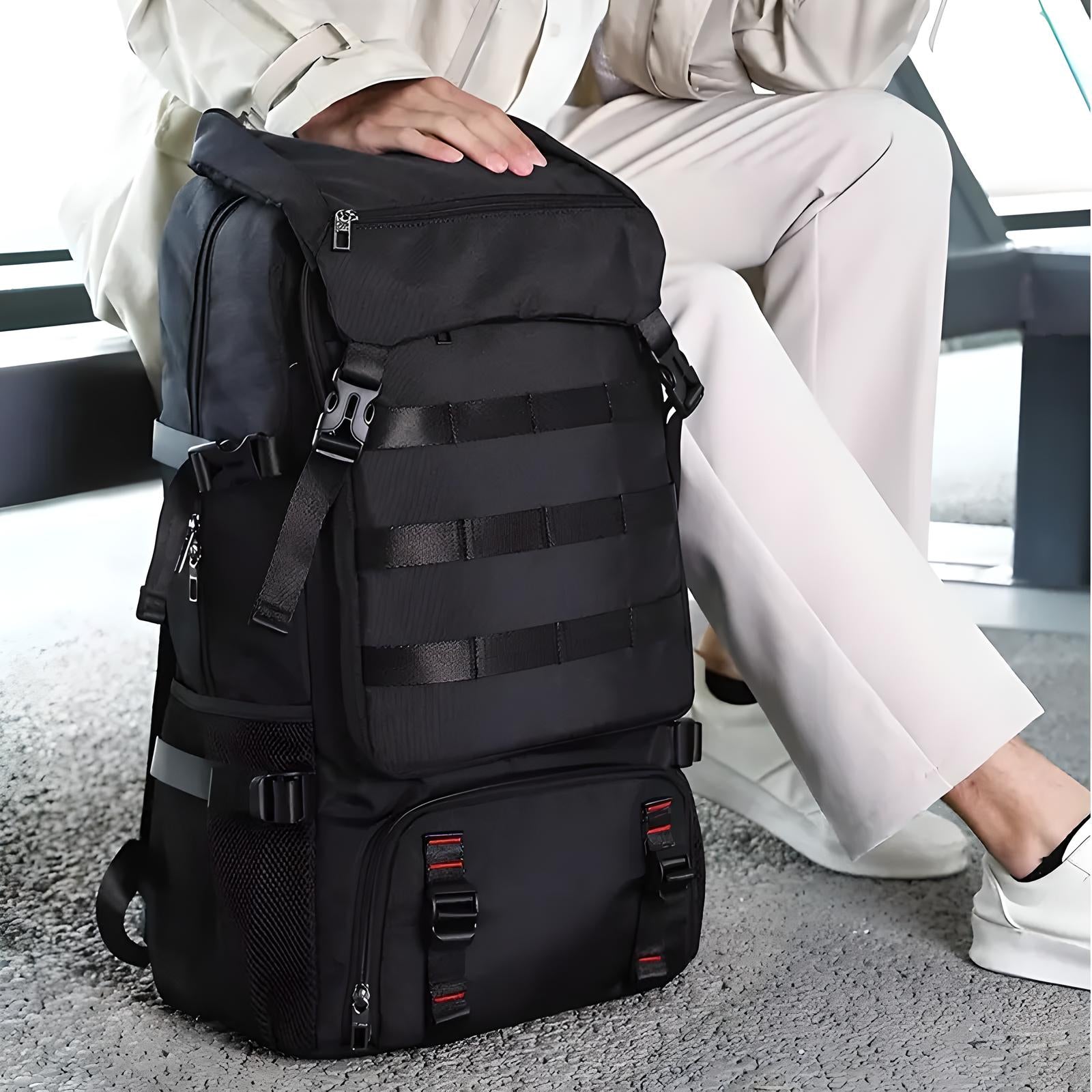 Voyager | 2-in-1 Travel Backpack